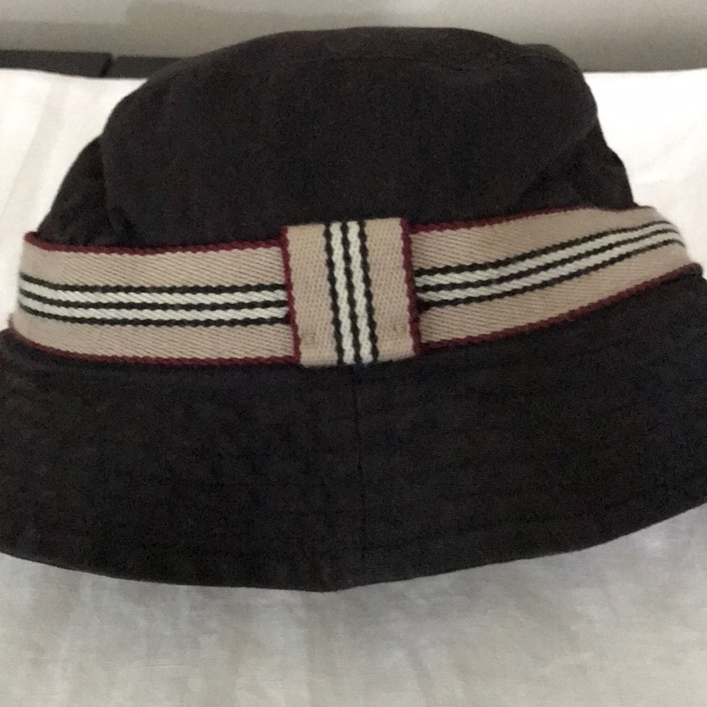 Burberry sun hat